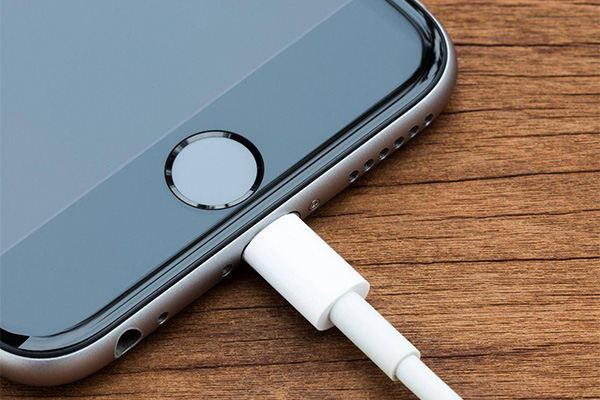 How to Troubleshoot Connections Issues on your iPhone How to Troubleshoot Connections Issues on your iPhone