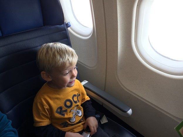 Calm Toddler While Flying Calm Toddler While Flying