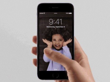 How To Set Default Time on iPhone Screen How To Set Default Time on iPhone Screen
