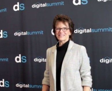 Susan Bennett, The Original Voice of Siri Susan Bennett, The Original Voice of Siri
