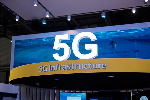 5G Mobile Network Is Coming. Is the Industry Ready? 5G Mobile Network Is Coming. Is the Industry Ready?