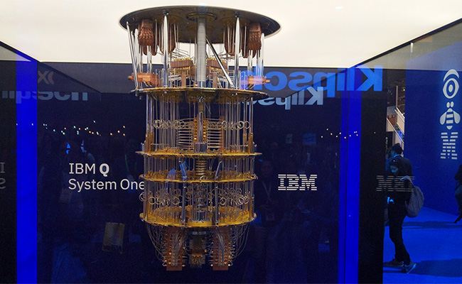 IBM Consumer-Grade Quantum Computer Leaves Its Lab Cradle ibm quantum computer ces 2019 - IBM Consumer-Grade Quantum Computer Leaves Its Lab Cradle
